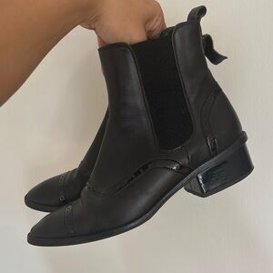Massimo Dutti Genuine Leather Chelsea Boots